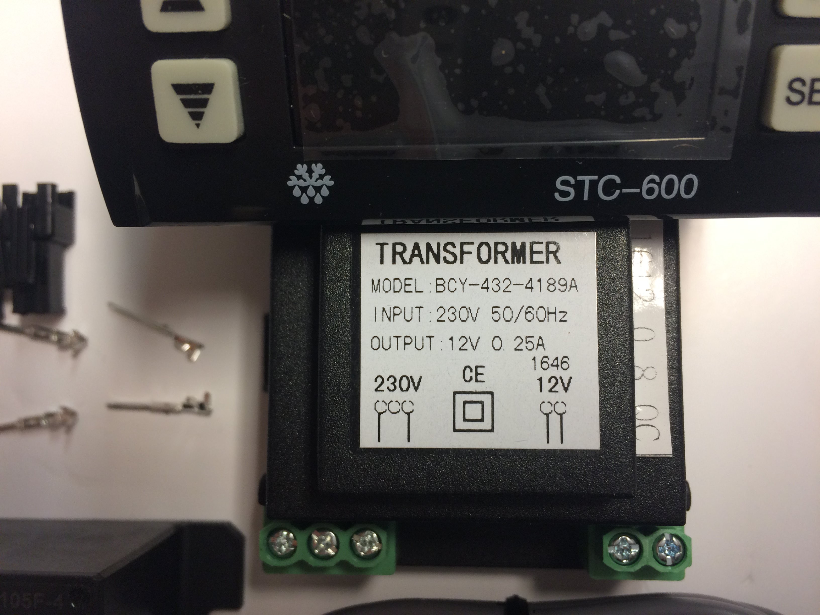 Rhino Electronic Controller - STC600 Incl 2 probes